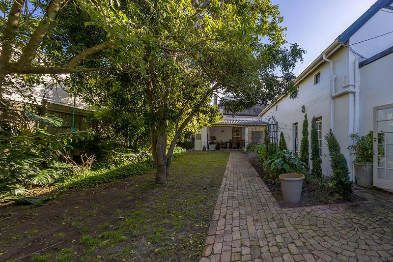 4 Bedroom Property for Sale in Claremont Western Cape